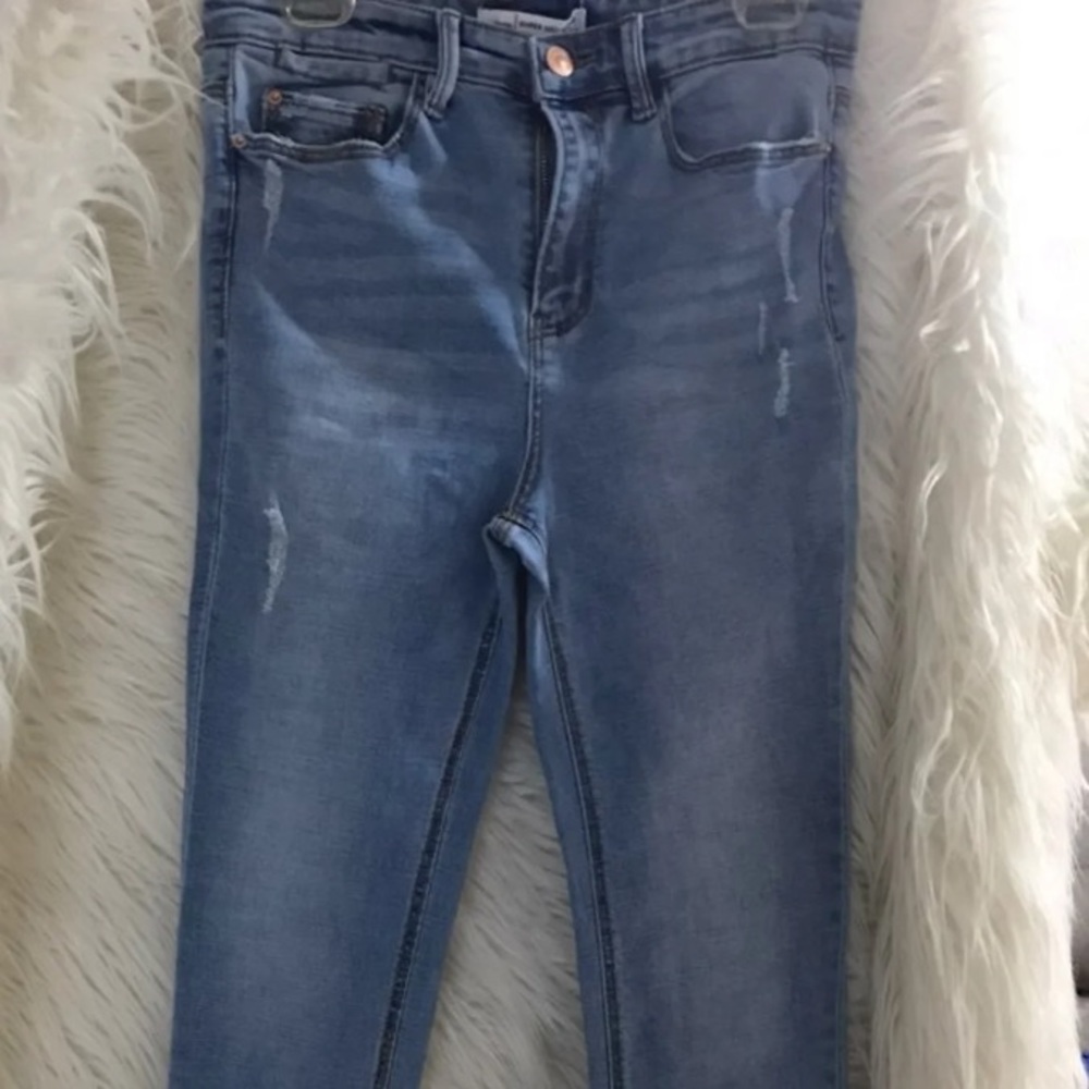 Women’s jeans